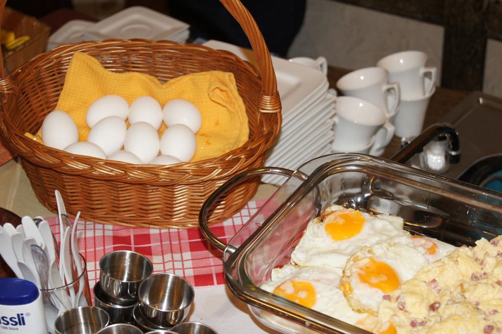 Hotel Dorfkrug Buesum Ngoại thất bức ảnh